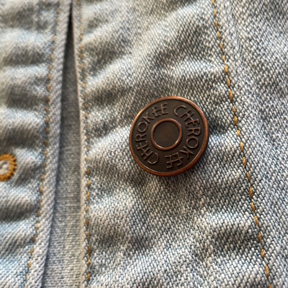 Cherokee - Picture 4 of 4